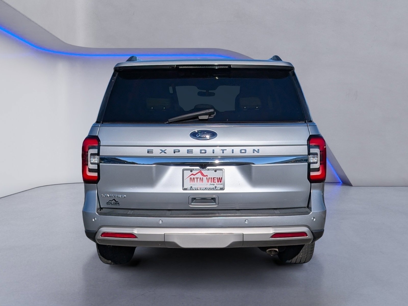 Used 2023 Ford Expedition Limited image 7