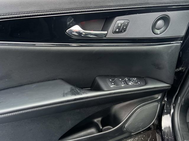 Used 2023 Lincoln Nautilus Reserve w/ Equipment Group 201A image 17