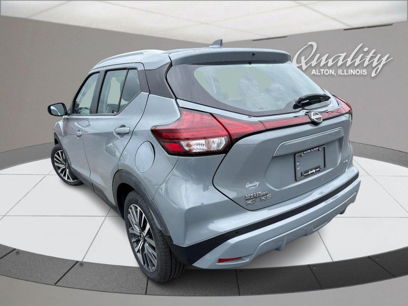 Used 2022 Nissan Kicks SV FWD image 6