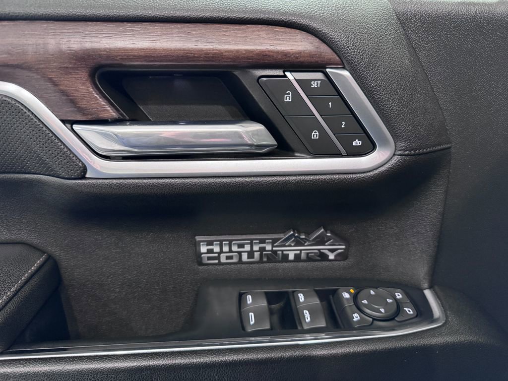 Certified 2023 Chevrolet Silverado 1500 High Country w/ High Country Premium Package image 24