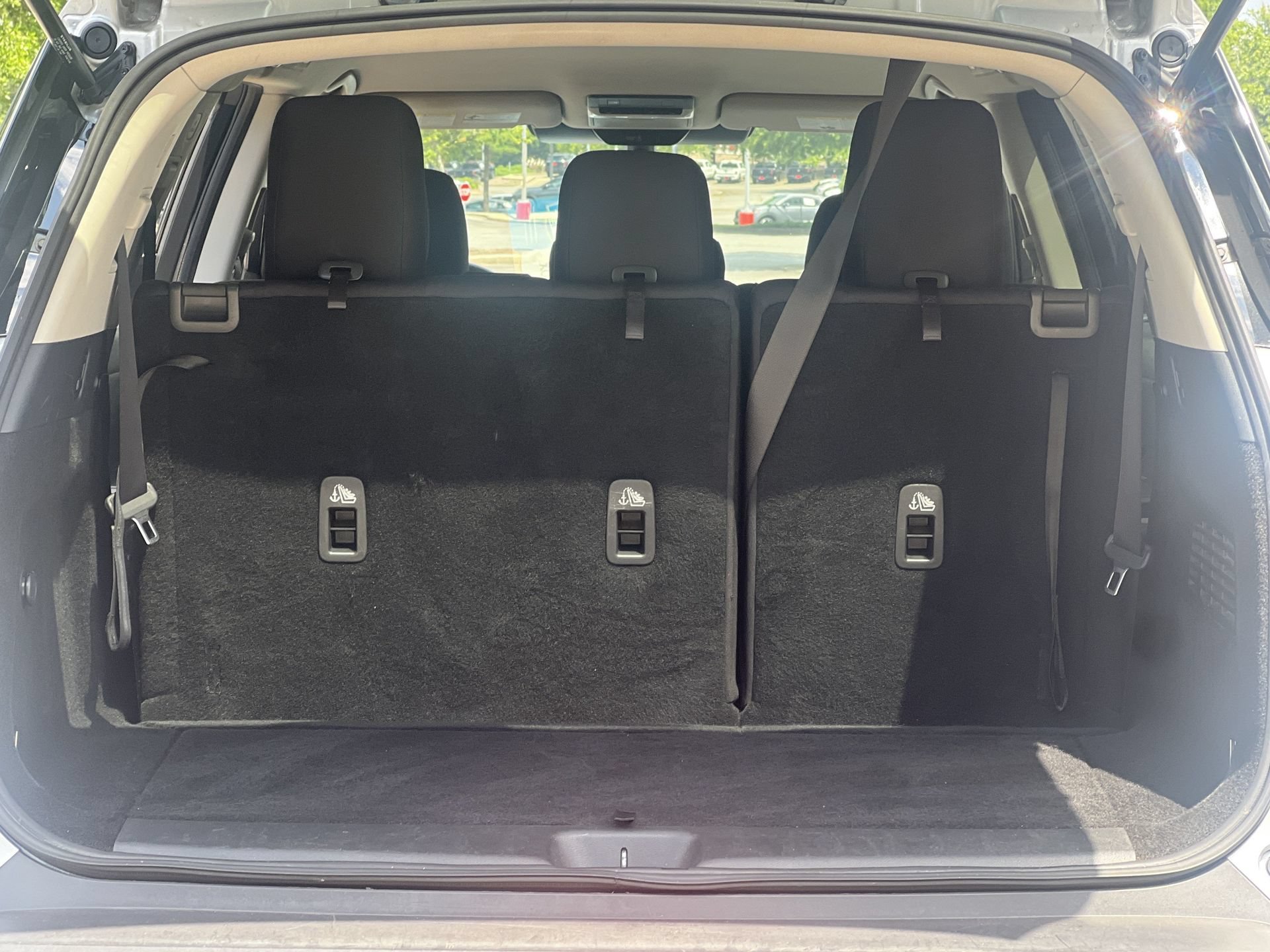 Used 2022 Nissan Pathfinder SV FWD image 20