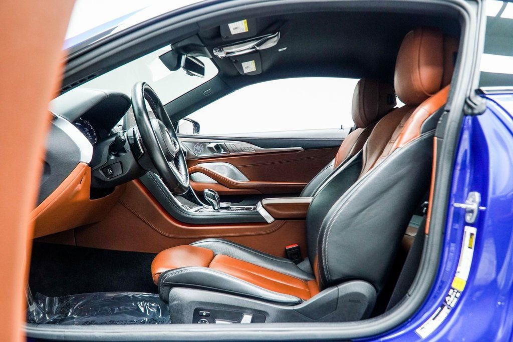 Used 2023 BMW M850i xDrive Coupe image 37