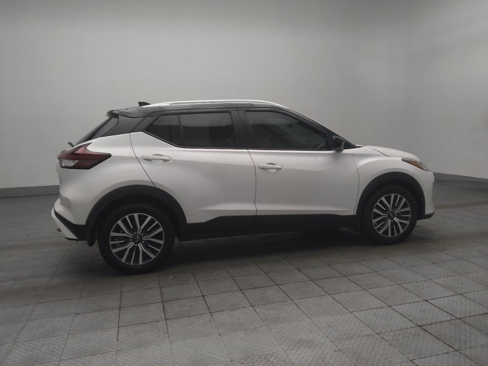 Used 2022 Nissan Kicks SV FWD image 10