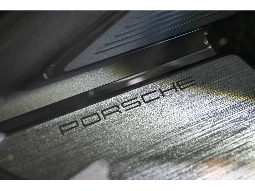 Used 2024 Porsche Cayenne S AWD/4WD image 28