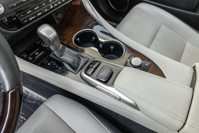 Used 2018 Lexus RX 350 FWD w/ Premium Package image 11