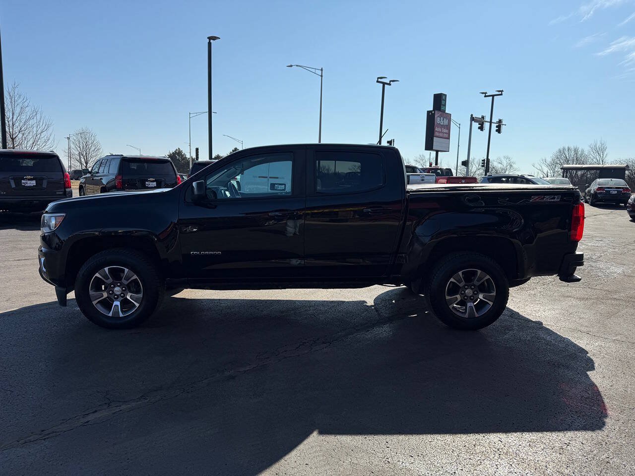 Used 2018 Chevrolet Colorado Z71 AWD/4WD image 4