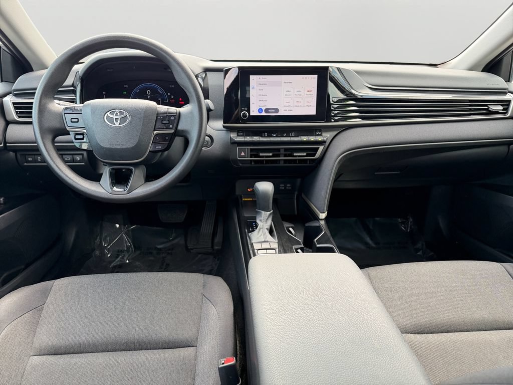 Used 2025 Toyota Camry LE FWD image 16