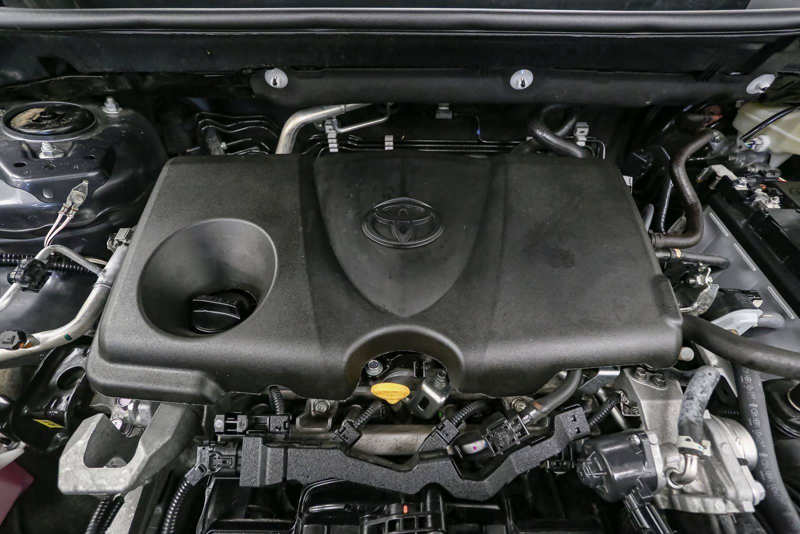 Certified 2025 Toyota RAV4 XLE AWD/4WD image 15