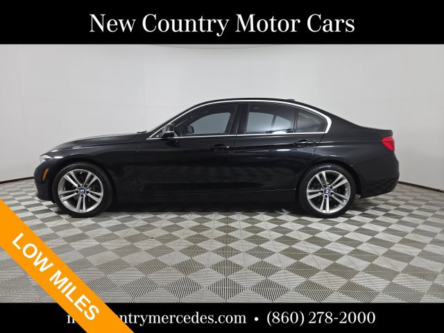 Used 2017 BMW 330i Sedan RWD image 4