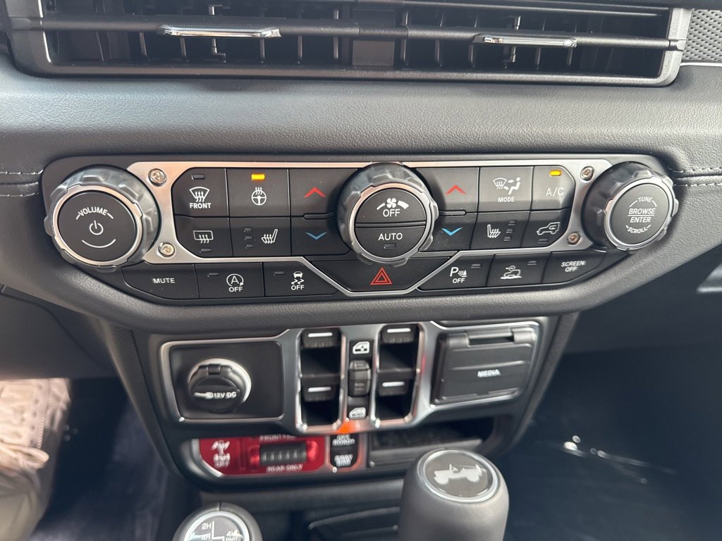 New 2026 Jeep Wrangler Unlimited image 17