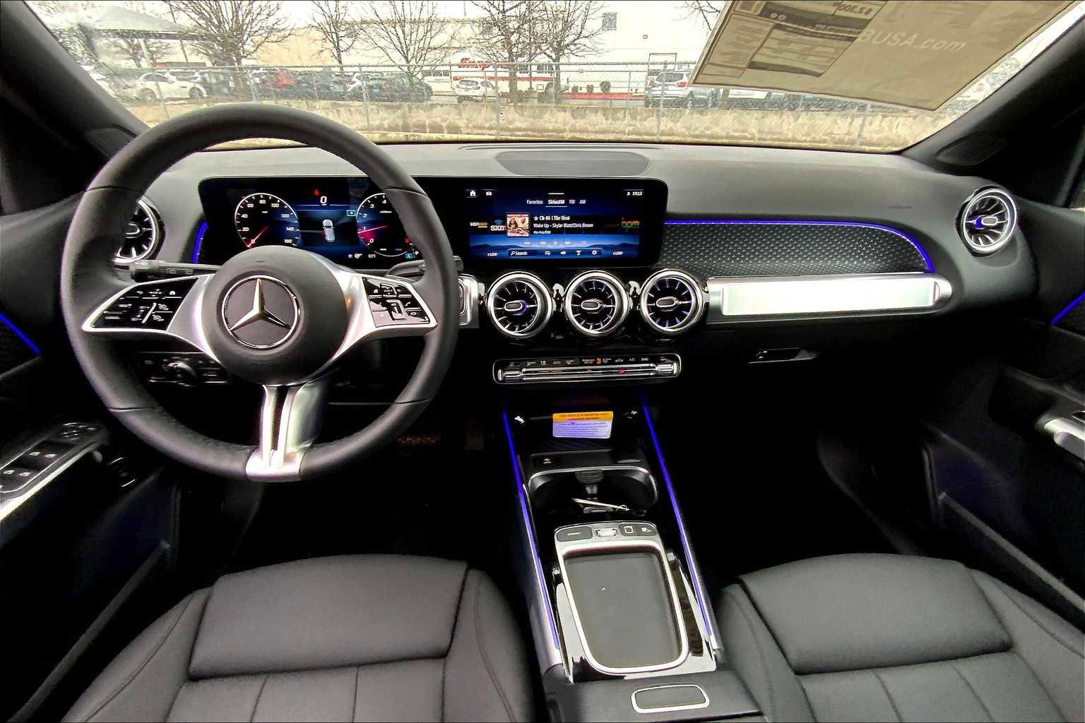 Certified 2025 Mercedes-Benz GLB 250 image 7