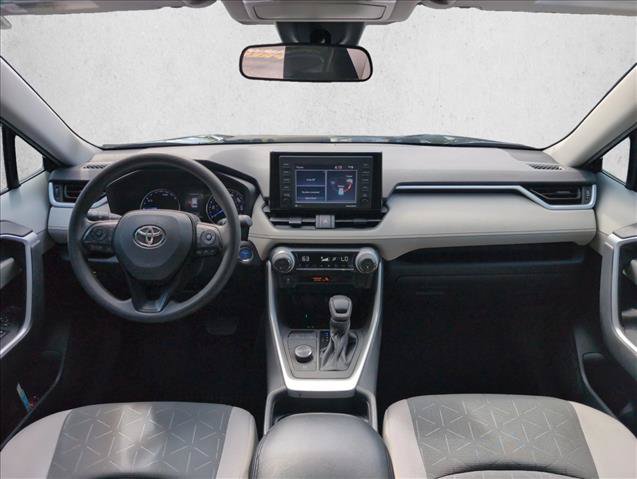 Used 2021 Toyota RAV4 XLE AWD/4WD image 24