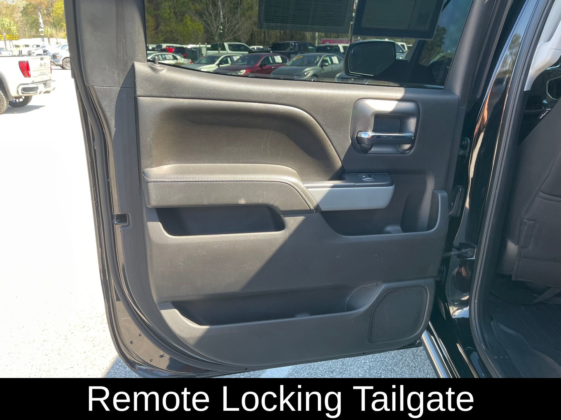 Used 2016 Chevrolet Silverado 2500 LTZ w/ Duramax Plus Package image 20