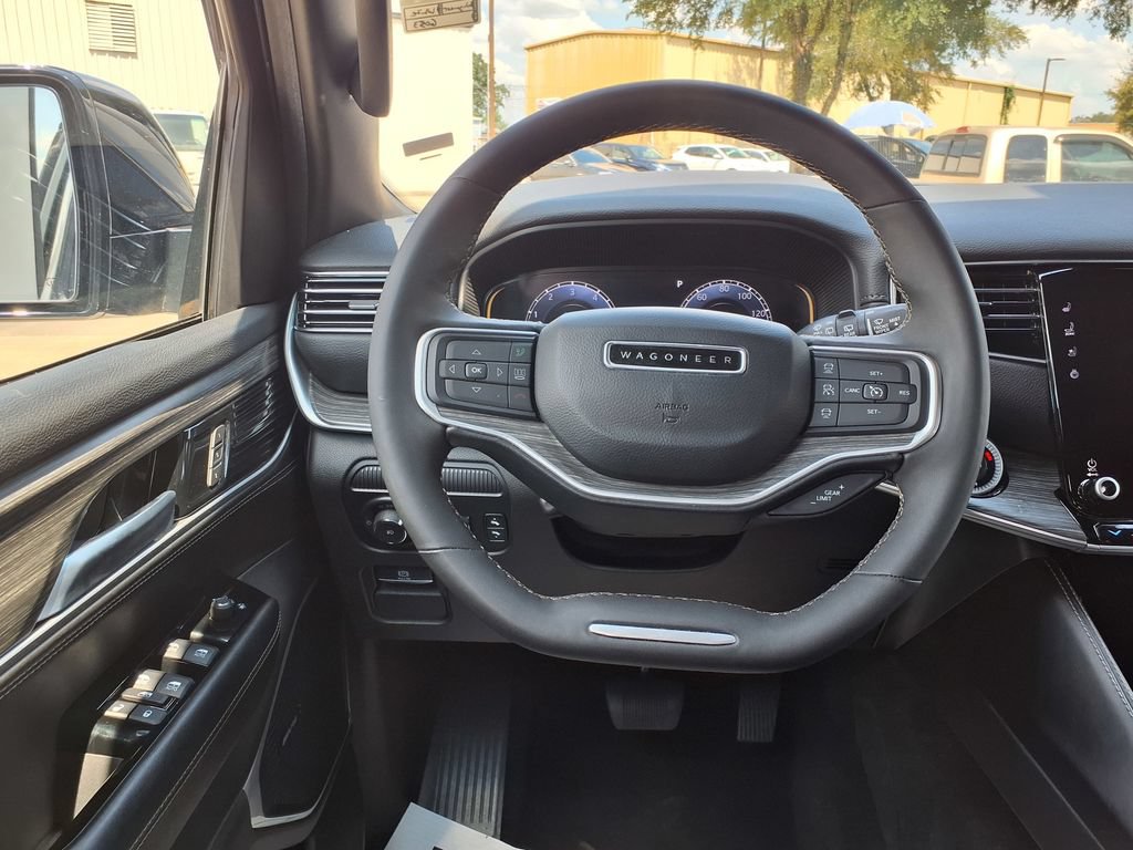 Used 2024 Jeep Wagoneer Series II w/ Flexible Seating Group RWD image 15