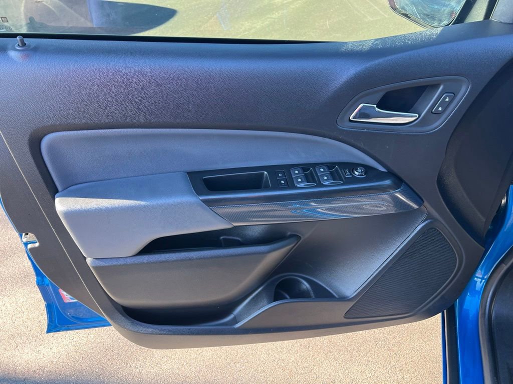 Used 2022 Chevrolet Colorado Z71 w/ Safety Package image 15