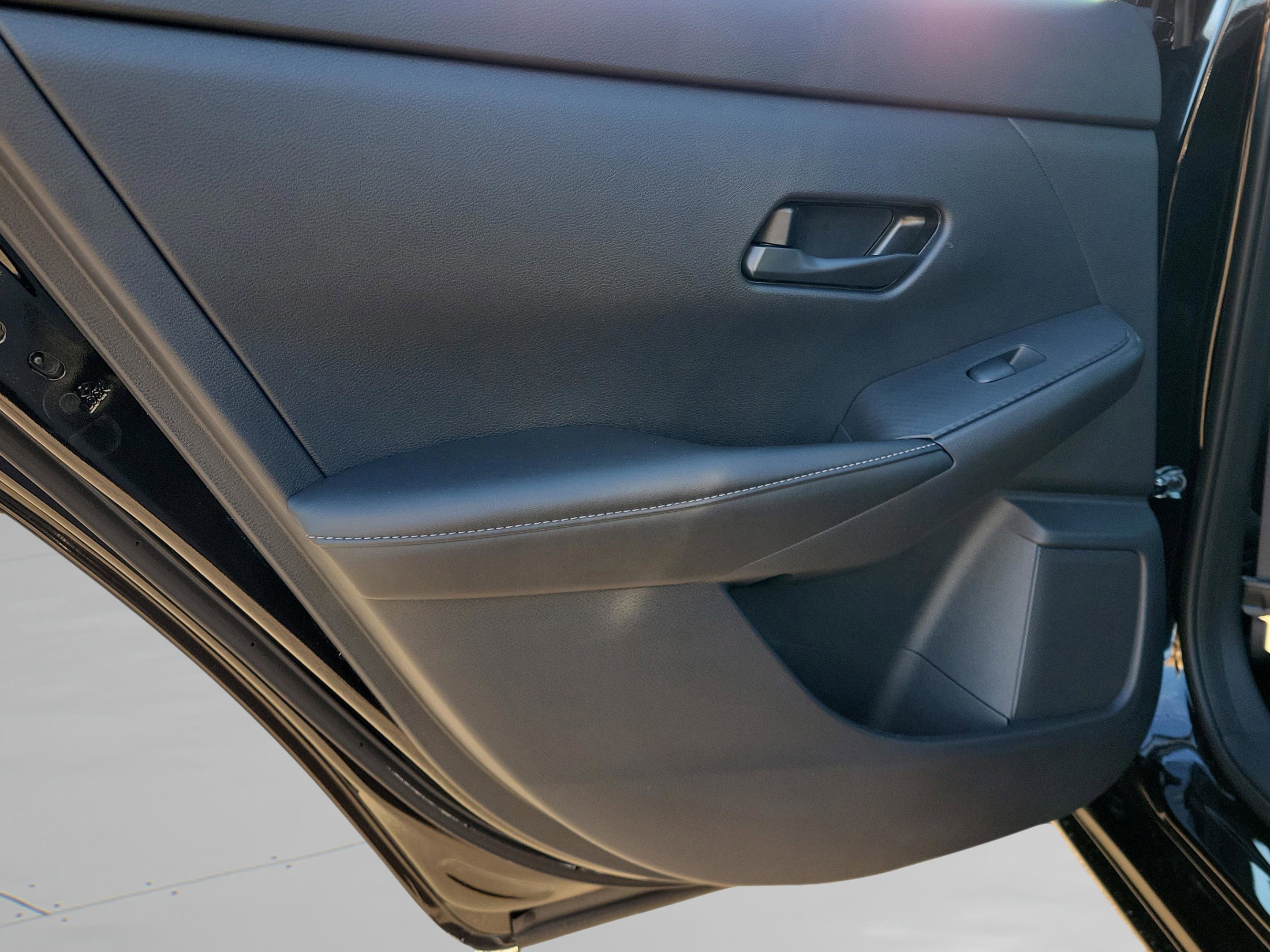 Certified 2025 Nissan Sentra SV image 10