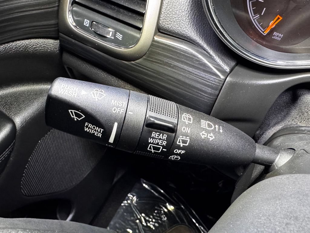 Used 2021 Jeep Grand Cherokee Laredo X AWD/4WD image 25