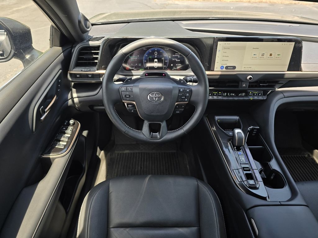 Used 2024 Toyota Crown Platinum AWD/4WD image 13
