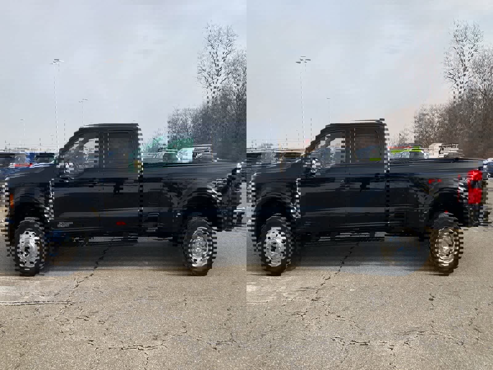 Used 2023 Ford F450 XLT w/ 360-Degree Camera Package image 8