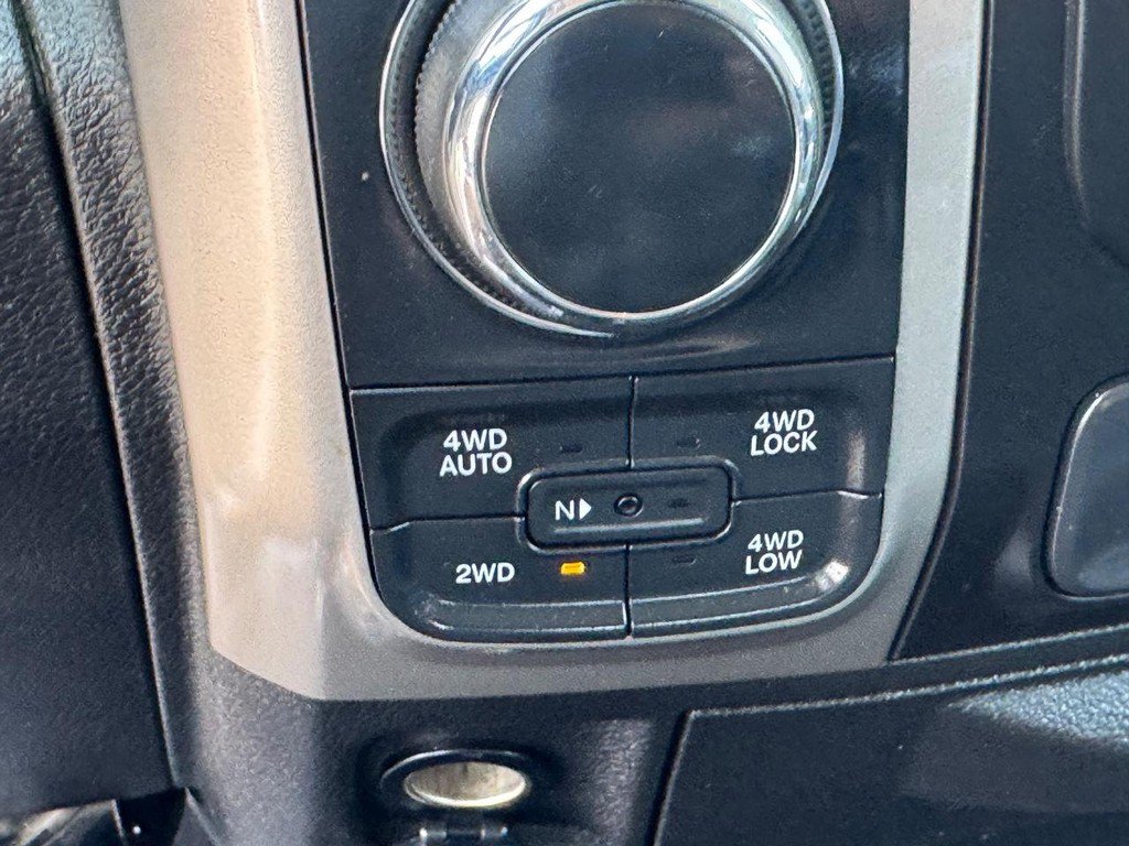 Used 2019 RAM 1500 Big Horn AWD/4WD image 19