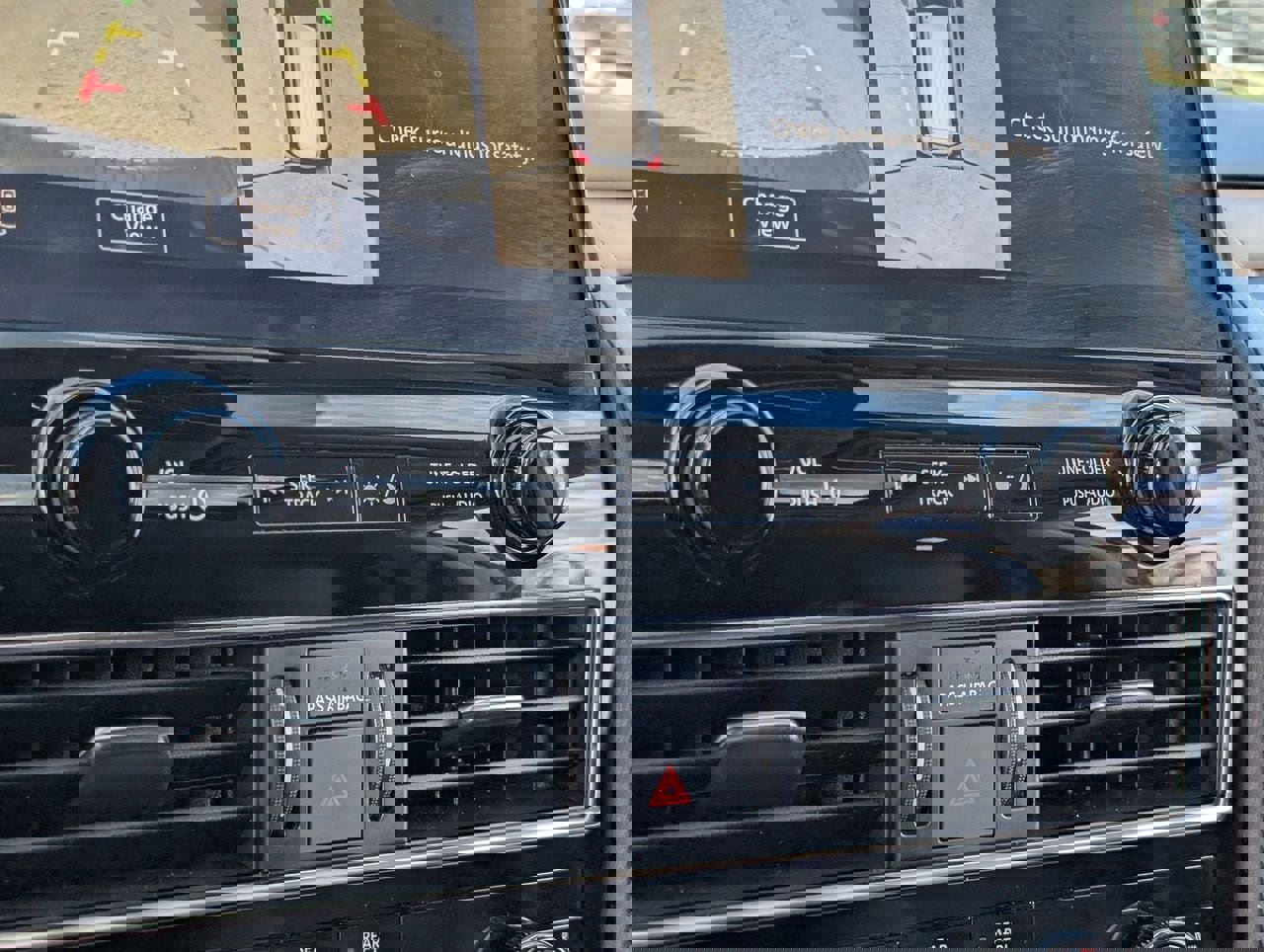 Certified 2022 Nissan Armada SL image 15