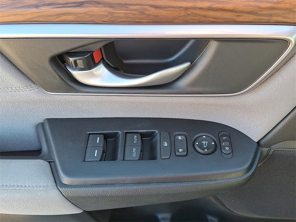 Used 2022 Honda CR-V EX image 2