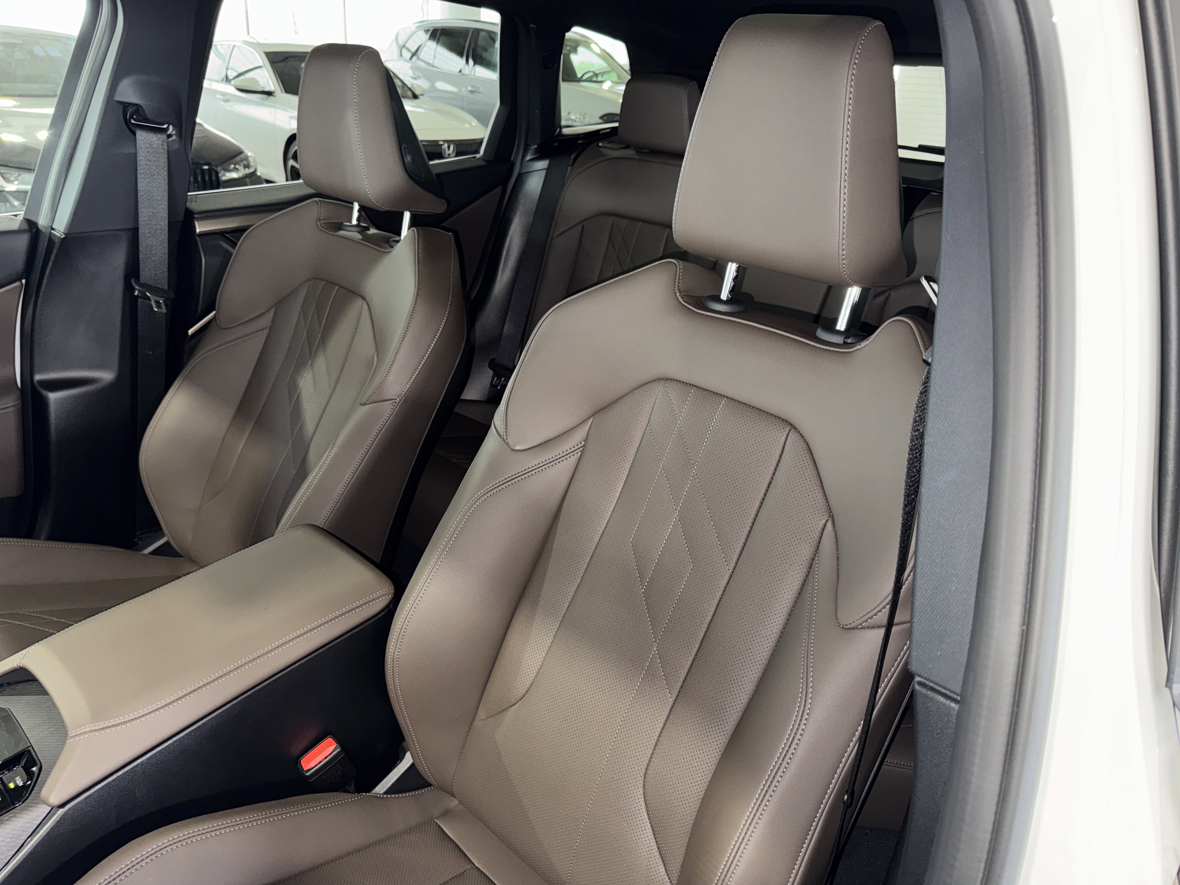 Used 2025 BMW X3 xDrive30i AWD/4WD image 33