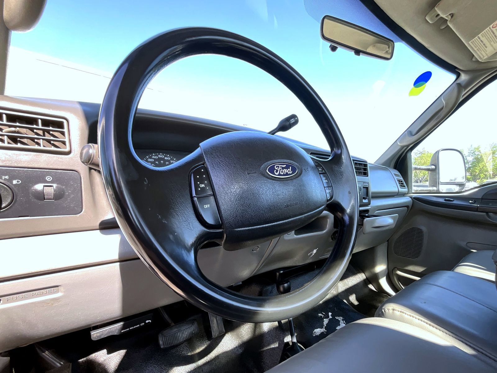 Used 2004 Ford F550 4x4 Regular Cab Super Duty image 11