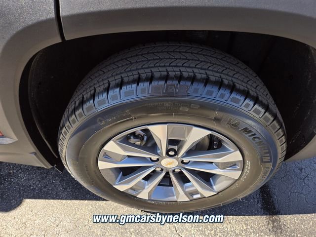 New 2026 Chevrolet Equinox LT w/ Convenience Package II image 8