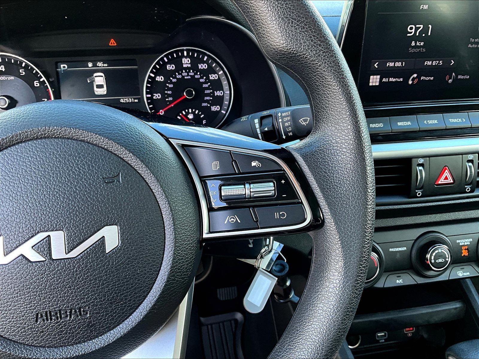 Used 2024 Kia Forte LXS w/ LXS Technology Package FWD image 11
