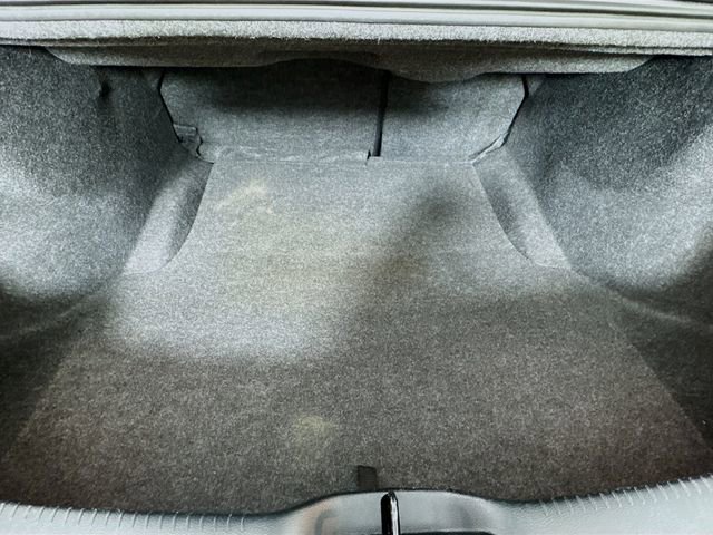 Used 2019 Chrysler 300 Limited image 29