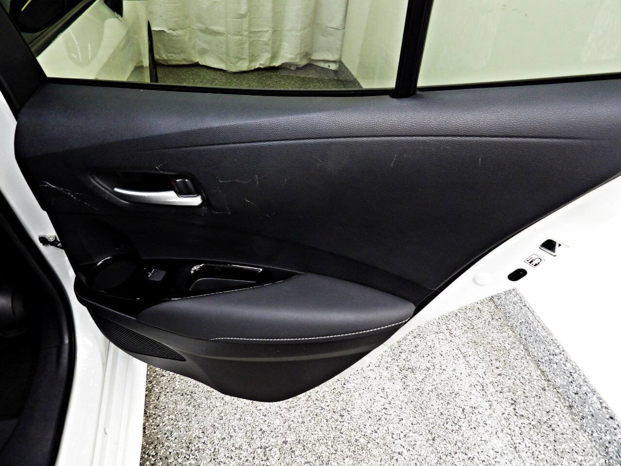 Used 2019 Toyota Corolla XSE FWD image 12