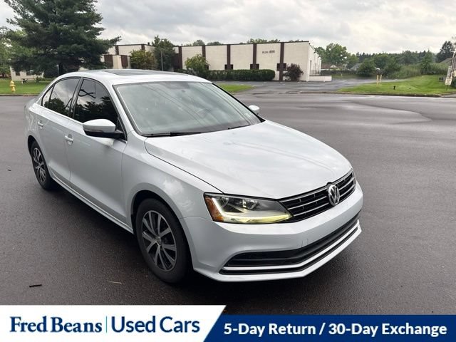 Used 2018 Volkswagen Jetta SE FWD image 1
