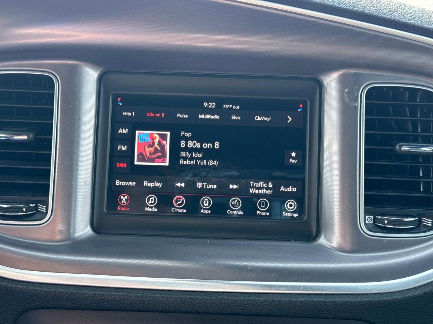 Used 2019 Dodge Charger SXT w/ Leather Interior Group image 32