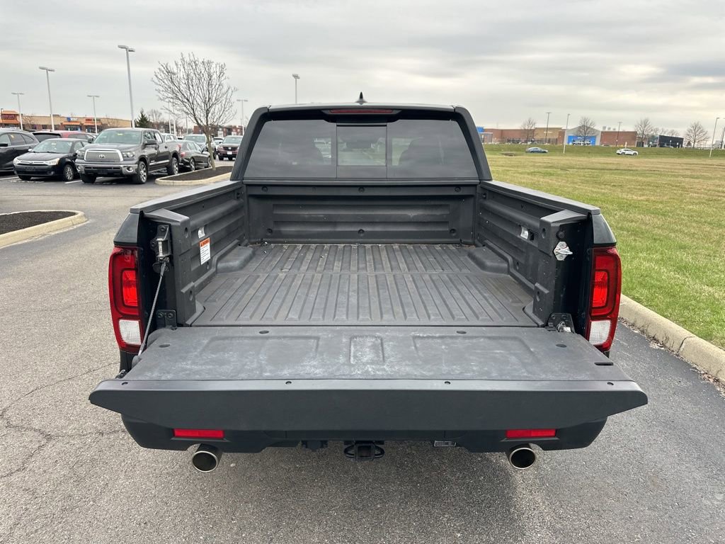 Used 2023 Honda Ridgeline Black Edition image 11