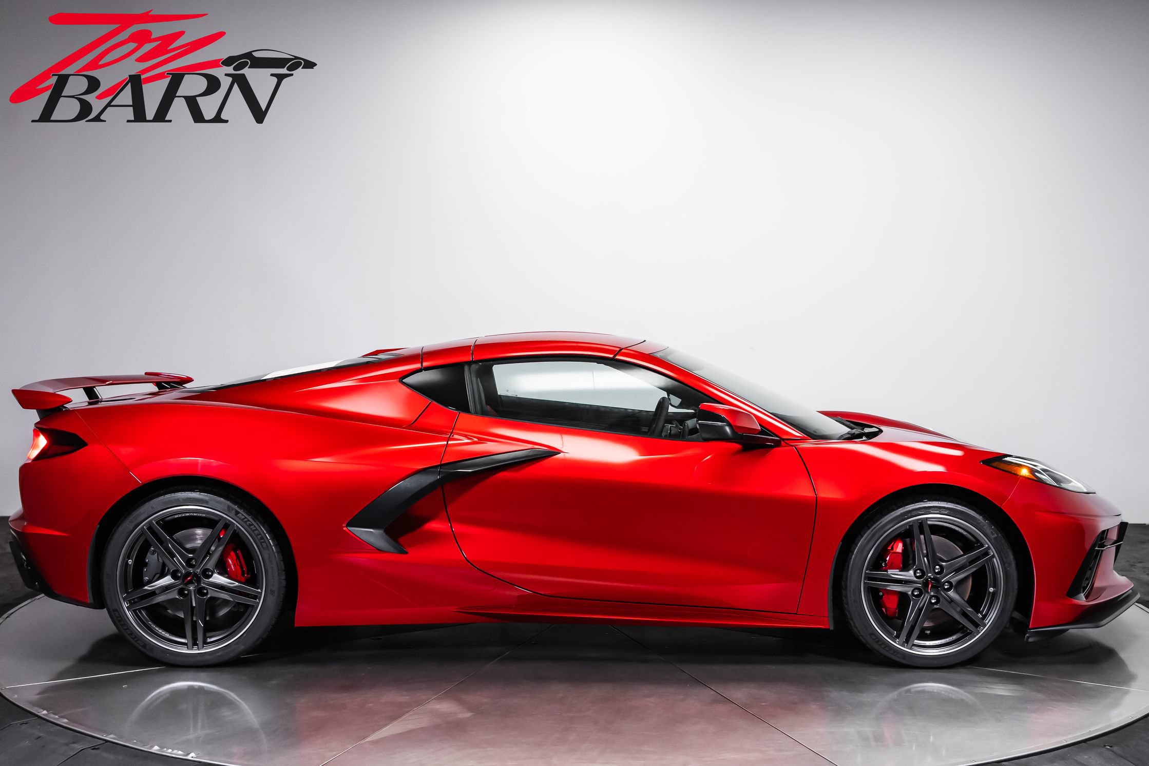 Used 2025 Chevrolet Corvette Stingray Preferred Cpe w/ Z51 Performance Package RWD image 14