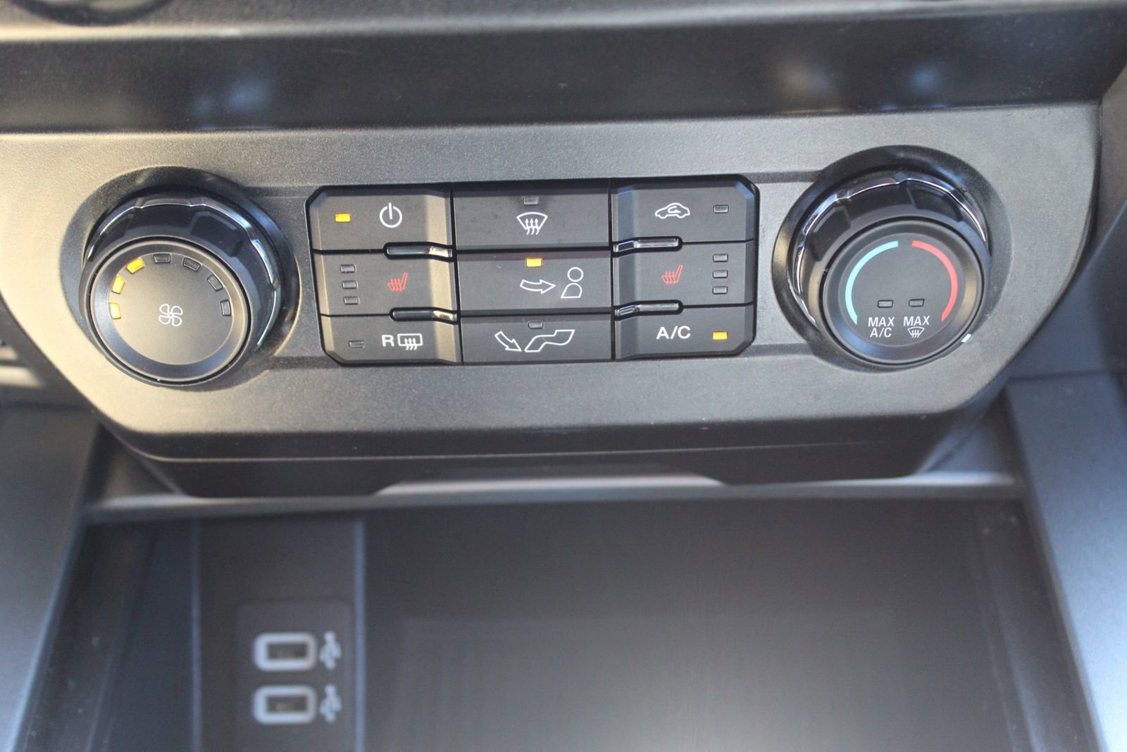 Used 2019 Ford F150 XLT w/ Equipment Group 302A Luxury image 33