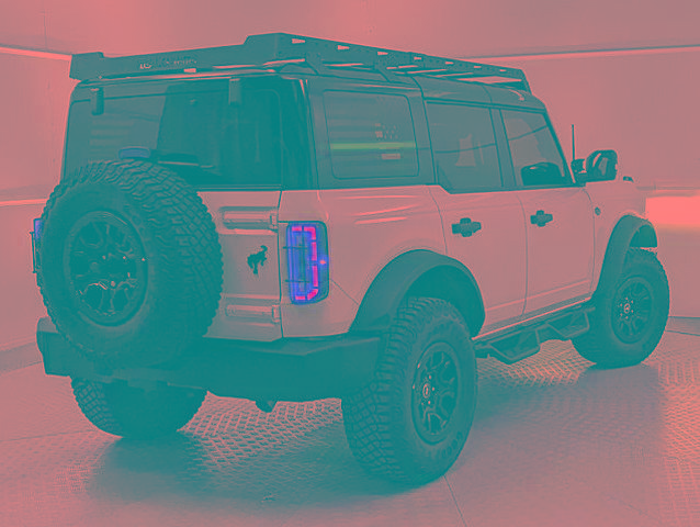 Certified 2024 Ford Bronco Wildtrak image 3