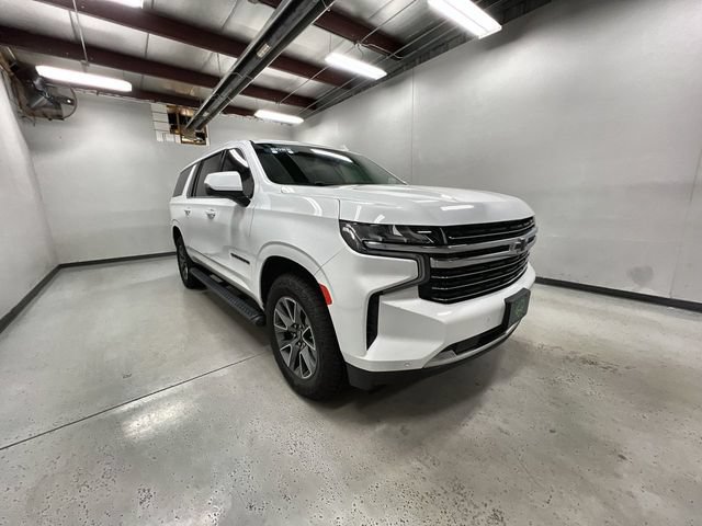Certified 2022 Chevrolet Suburban LT w/ LT Signature Package AWD/4WD image 2