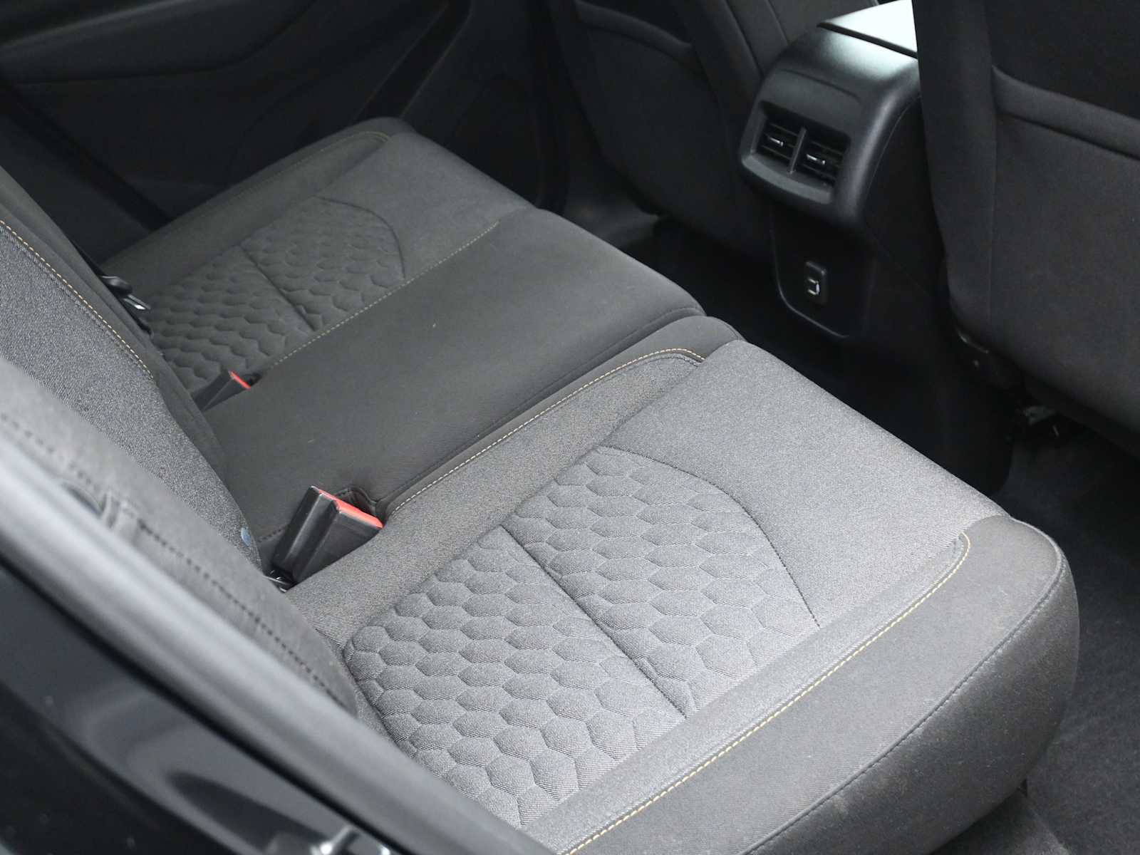 Used 2020 Chevrolet Equinox LT image 18