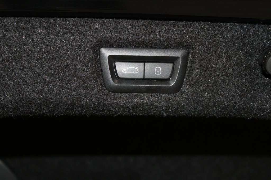 Used 2023 BMW 530i xDrive w/ Convenience Package image 48