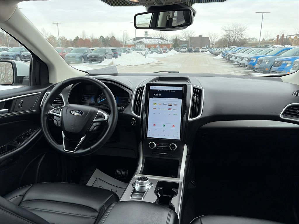 Used 2024 Ford Edge SEL w/ Convenience Package image 35