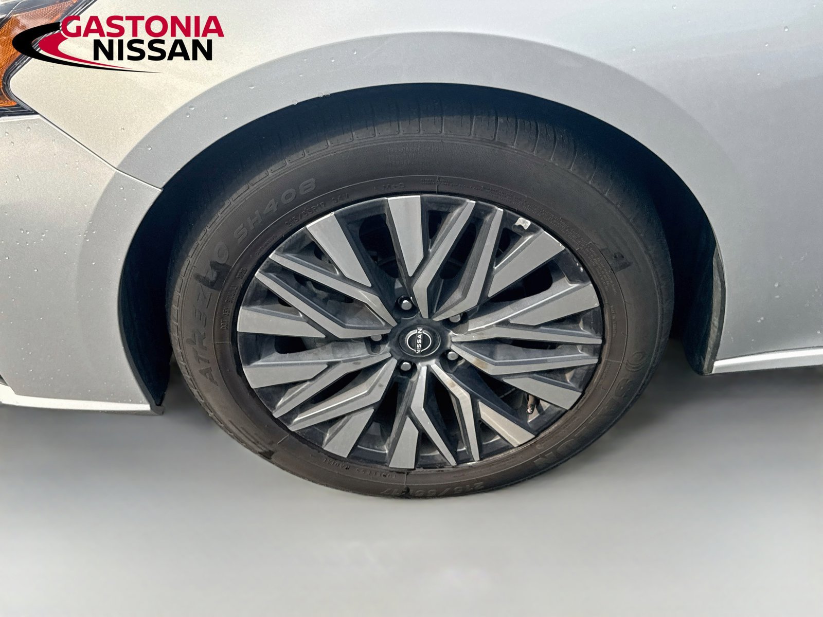 Used 2024 Nissan Altima 2.5 SV FWD image 38