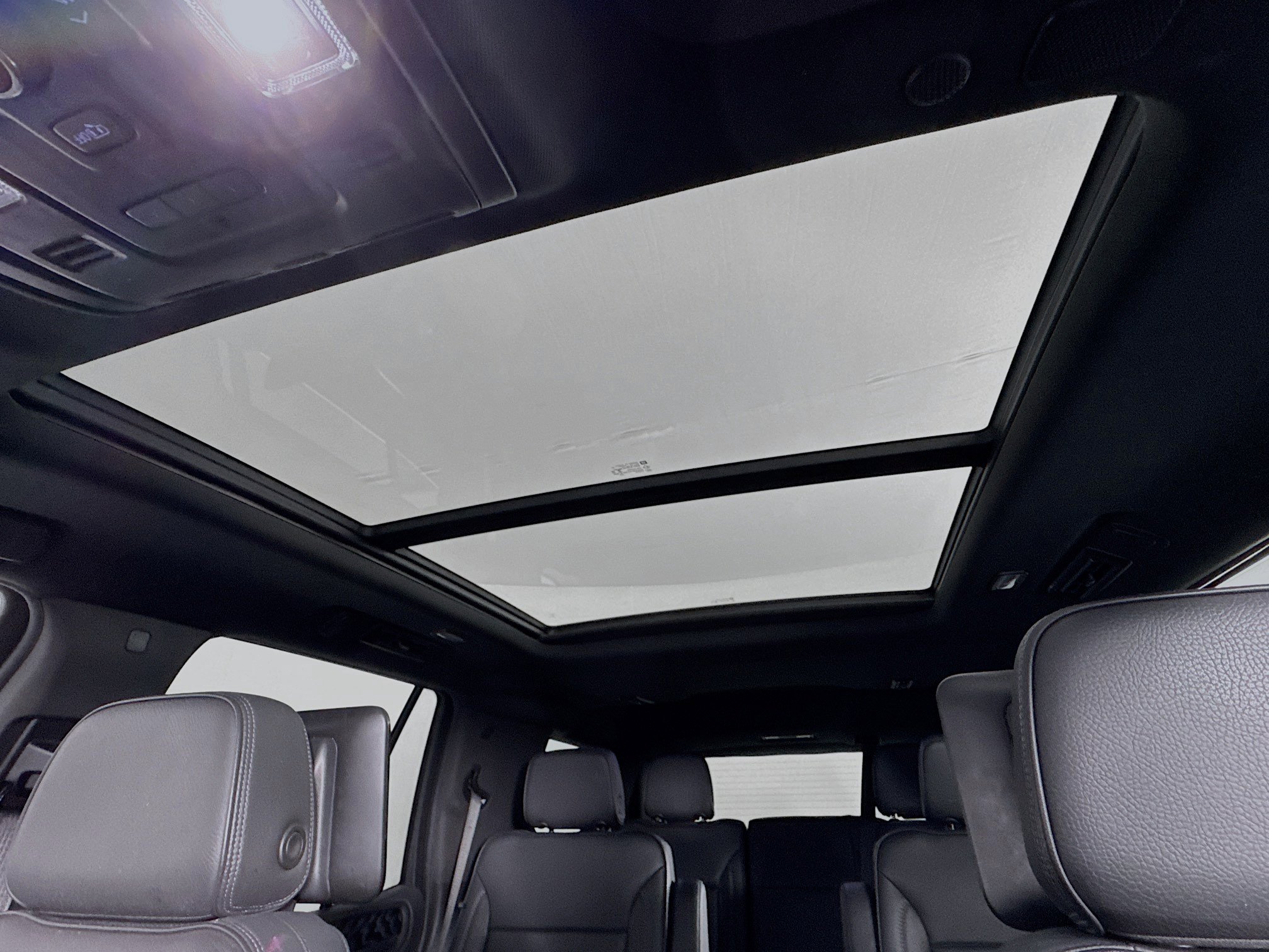 Used 2021 GMC Yukon Denali w/ Denali Ultimate Package image 22