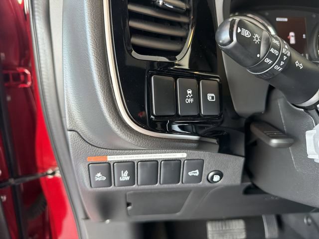 Used 2020 Mitsubishi Outlander GT AWD/4WD image 30