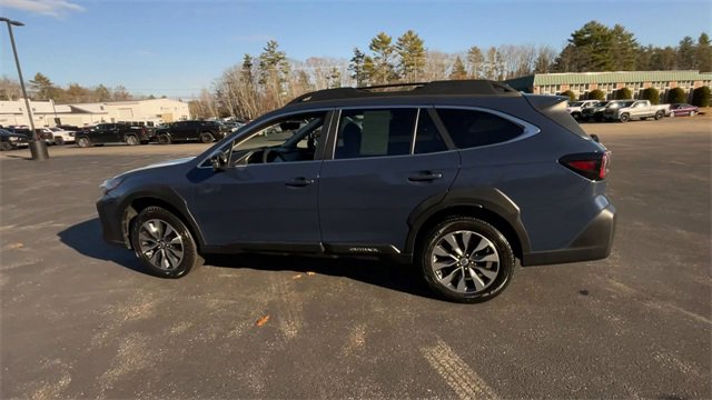 Used 2023 Subaru Outback Limited image 6