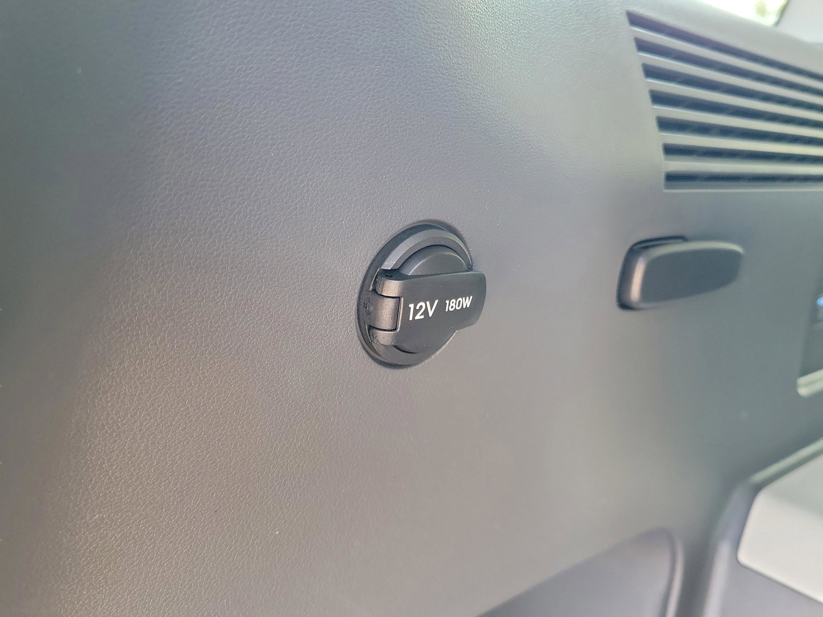 New 2026 Hyundai Santa Fe SEL image 9