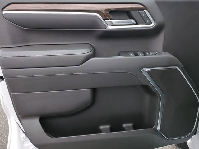 Used 2022 Chevrolet Silverado 1500 LT AWD/4WD image 12