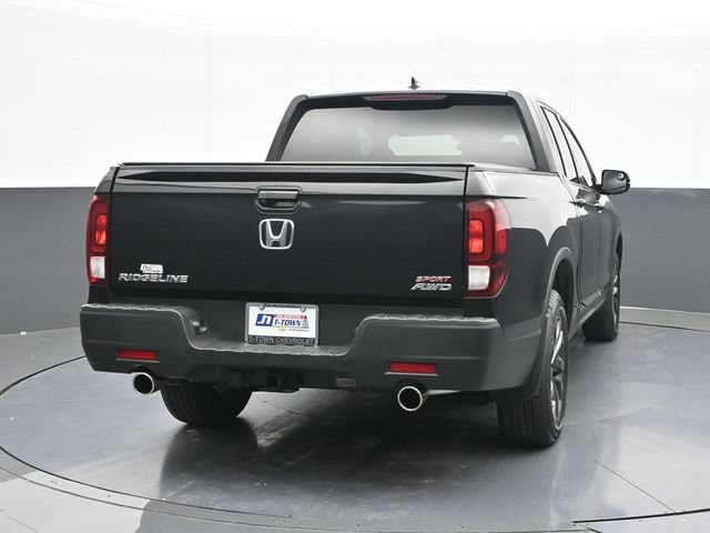 Used 2023 Honda Ridgeline Sport image 12