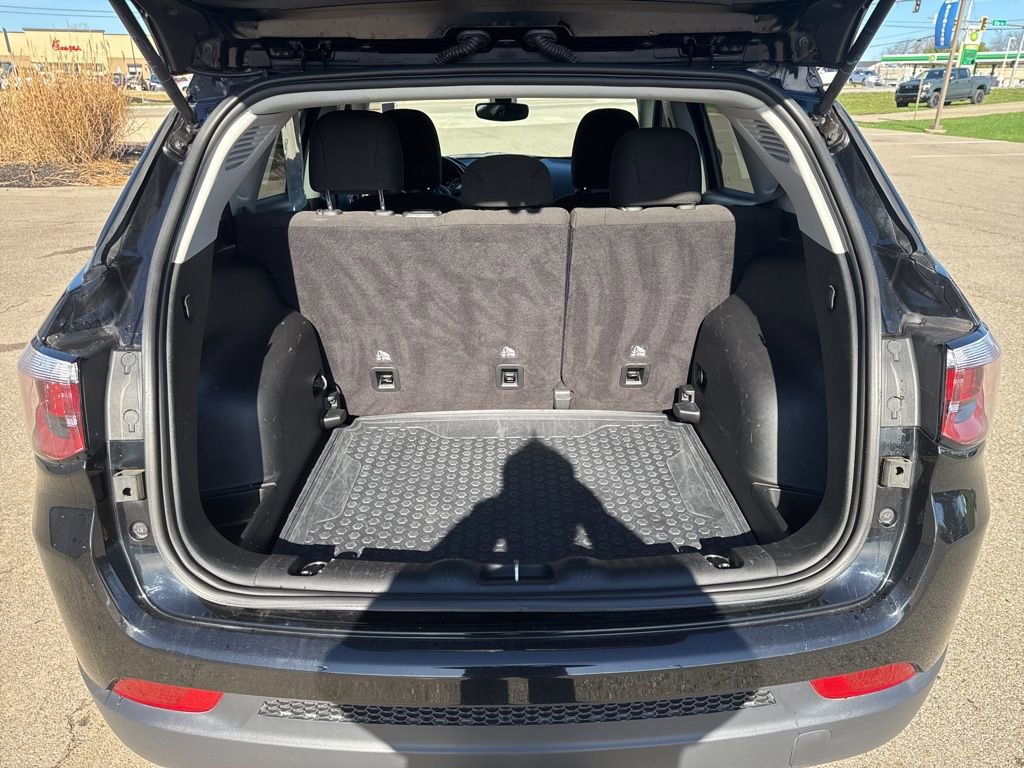 Used 2020 Jeep Compass Sport image 5